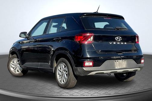 2024 Hyundai VENUE SE