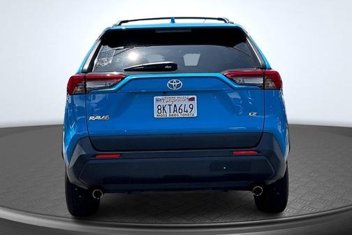 2019 Toyota RAV4 LE