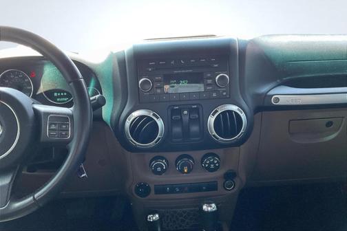 2016 Jeep Wrangler Sahara