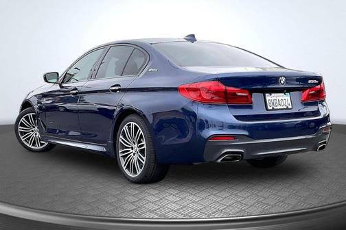 Mediterranean Blue Metallic 2018 BMW 530e iPerformance