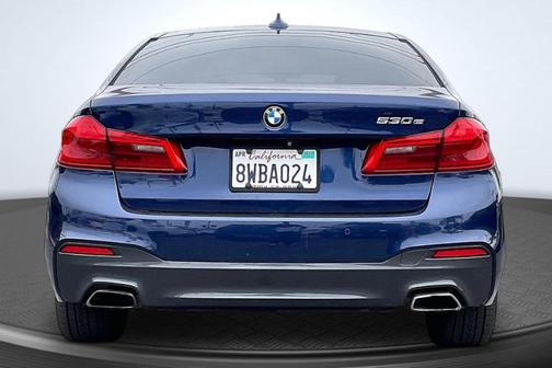 Mediterranean Blue Metallic 2018 BMW 530e iPerformance