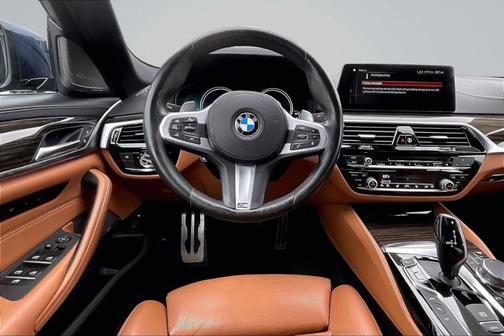 Mediterranean Blue Metallic 2018 BMW 530e iPerformance
