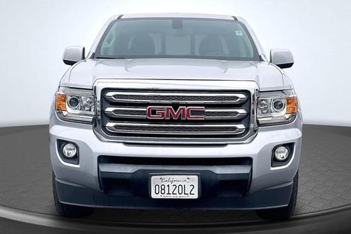 Quicksilver Metallic 2018 GMC Canyon SLE
