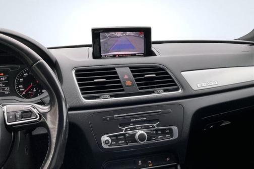 2017 Audi Q3 2.0T Premium