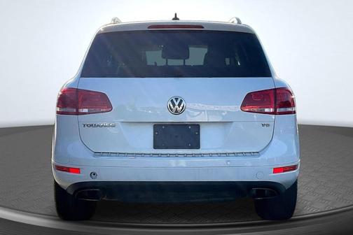 2012 Volkswagen Touareg Sport