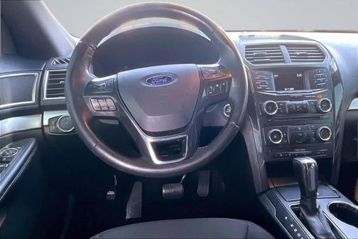 Gray 2016 Ford Explorer XLT