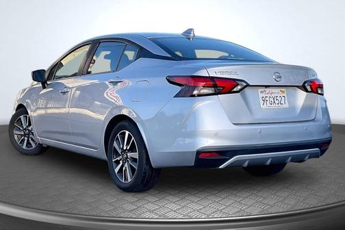 2021 Nissan Versa 1.6 SV