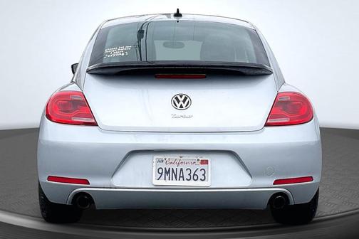 Reflex Silver Metallic 2012 Volkswagen Beetle 2.0T Turbo