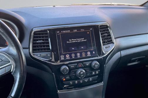 2020 Jeep Grand Cherokee Laredo E