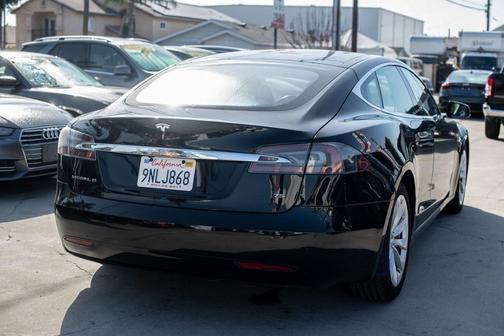 2016 Tesla Model S 70