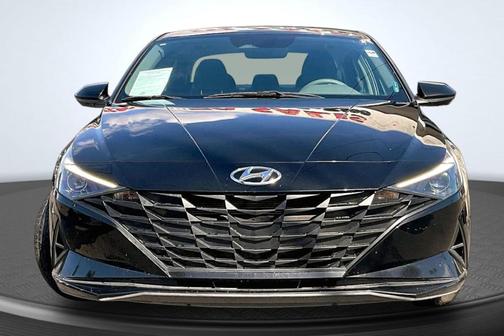 2021 Hyundai ELANTRA SE