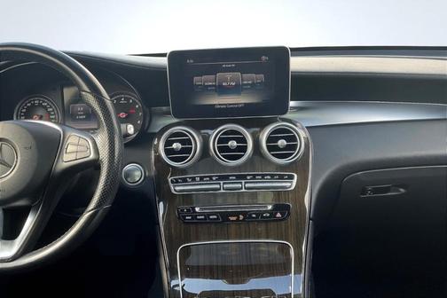 2016 Mercedes-Benz GLC-Class GLC 300 4MATIC