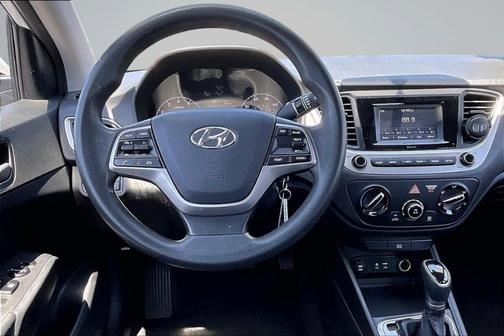 Frost White Pearl 2020 Hyundai Accent SE