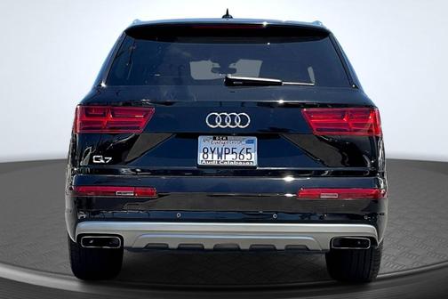 2019 Audi Q7 45 Premium
