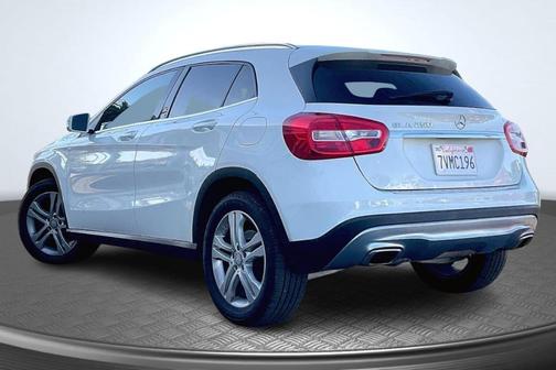 2017 Mercedes-Benz GLA 250 Base