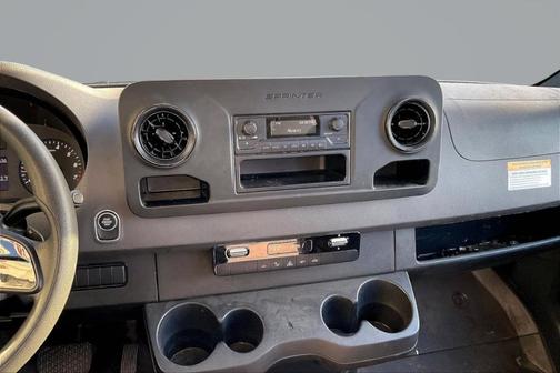2022 Mercedes-Benz Sprinter 2500 ROOF I4 GAS 144