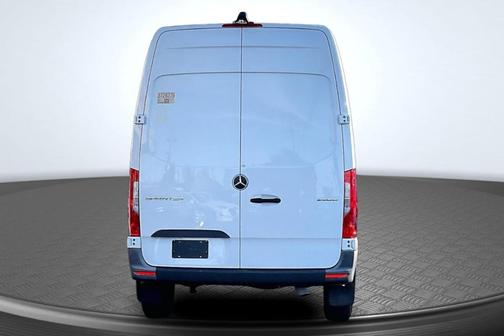 2022 Mercedes-Benz Sprinter 2500 ROOF I4 GAS 144