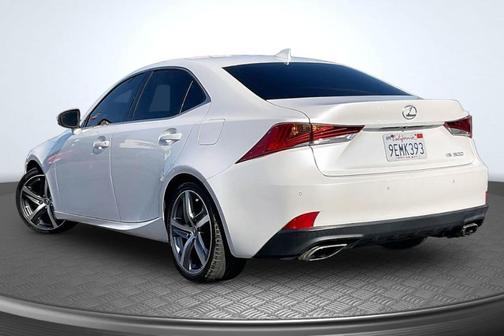 White 2018 Lexus IS 300 Base