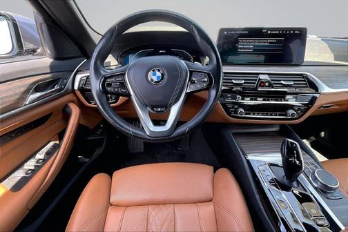 Bluestone Metallic 2021 BMW 530e 530e
