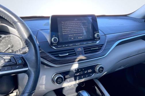 Storm Blue 2020 Nissan Altima 2.0 Platinum