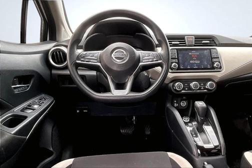 2022 Nissan Versa 1.6 SV