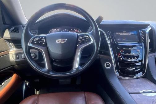 Crystal White Tri-Coat 2017 Cadillac Escalade Luxury