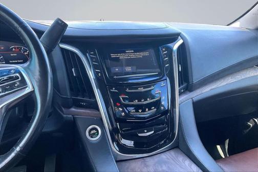 Crystal White Tri-Coat 2017 Cadillac Escalade Luxury