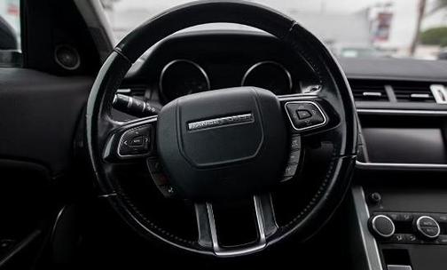 2017 Land Rover Range Rover Evoque SE