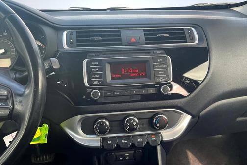 2016 Kia Rio EX