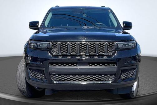 Diamond Black 2023 Jeep Grand Cherokee L Laredo