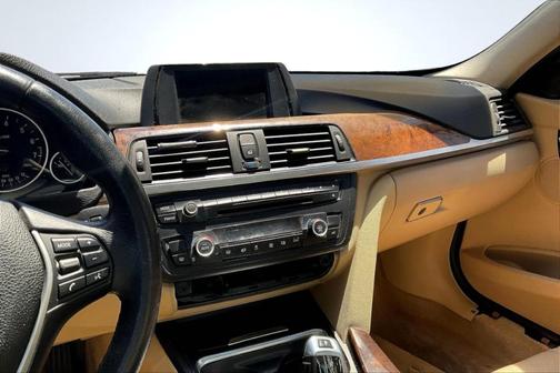 2015 BMW 328 i