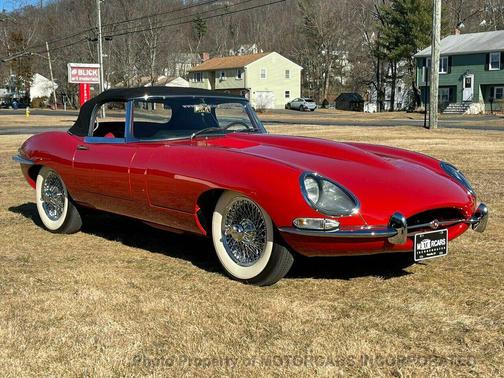 1962 Jaguar E-Type 1962 JAGUAR S1 E-TYPE OPEN TWO SEATER