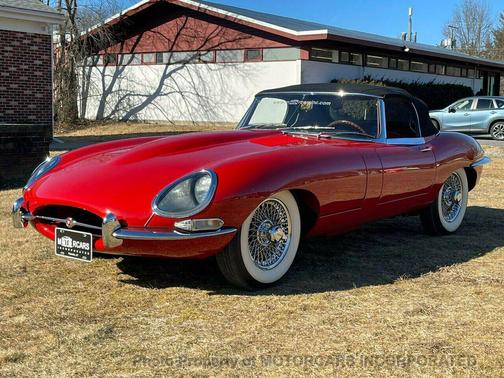 1962 Jaguar E-Type 1962 JAGUAR S1 E-TYPE OPEN TWO SEATER