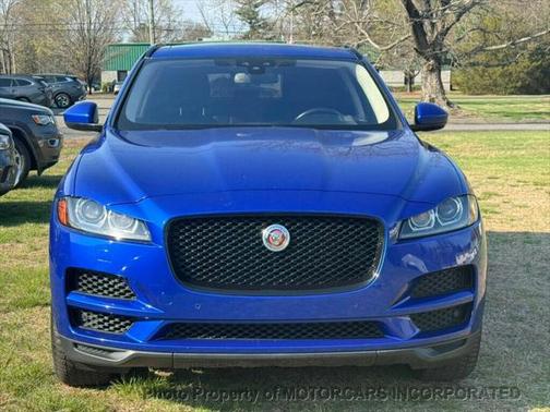 2018 Jaguar F-PACE 25t Premium