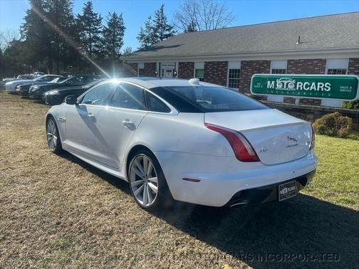 2018 Jaguar XJ XJ R-Sport