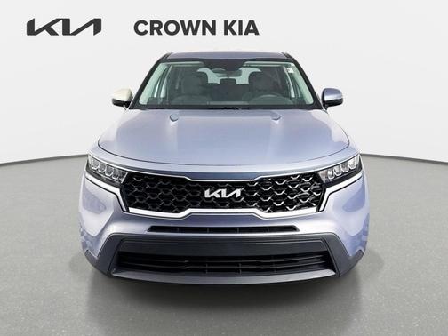 Everlasting Silver 2023 Kia Sorento LX
