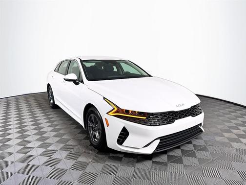 2024 Kia K5 LXS