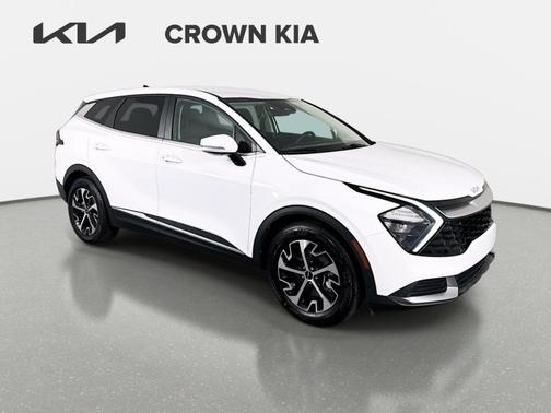 Glacial White Pearl 2023 Kia Sportage EX