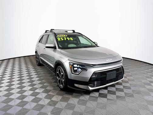 2024 Kia Niro SX Touring