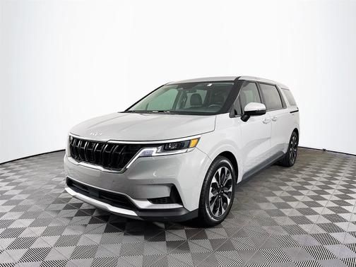 2024 Kia Carnival EX
