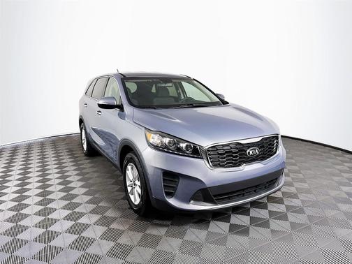 2020 Kia Sorento LX