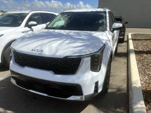 2025 Kia Sorento S
