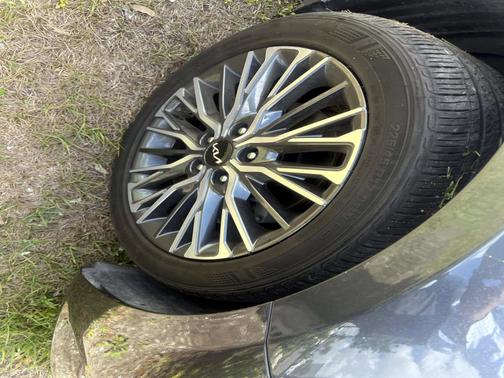 Gravity Gray 2023 Kia Forte GT-Line