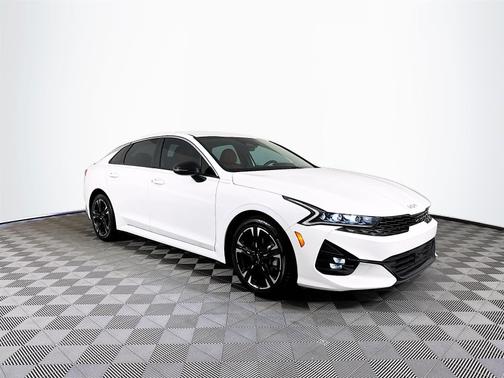 2024 Kia K5 GT-Line
