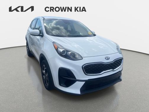 Snow White Pearl 2022 Kia Sportage LX