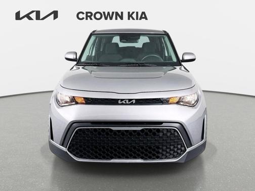 Gray 2025 Kia Soul LX