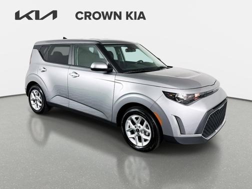 Gray 2025 Kia Soul LX