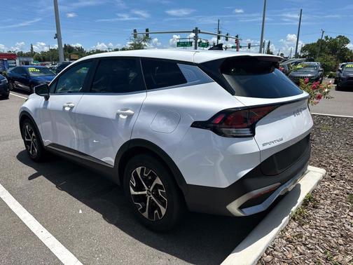 2023 Kia Sportage EX