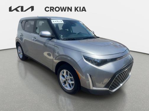 Gray 2025 Kia Soul LX