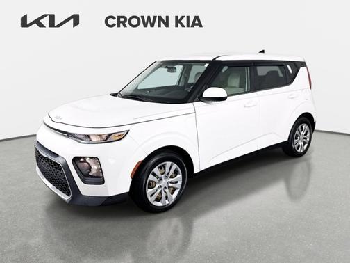 Snow White Pearl 2022 Kia Soul LX